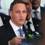 Política: Relator recua e apresenta novo texto antifacção sem mudanças na Lei Antiterrorismo nem nas funções da PF