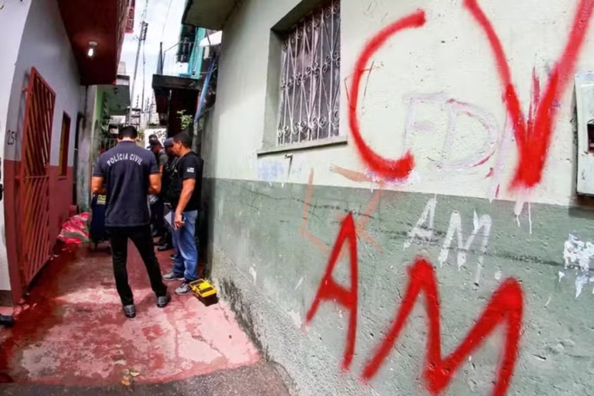 Guerra entre facções: Comando Vermelho expande domínio na Amazônia e trava disputa com PCC por rotas do tráfico internacional