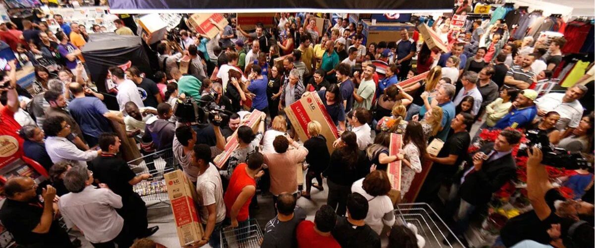Consumo: Black Friday enfraquece vendas de Natal e muda padrão do comércio brasileiro, aponta estudo