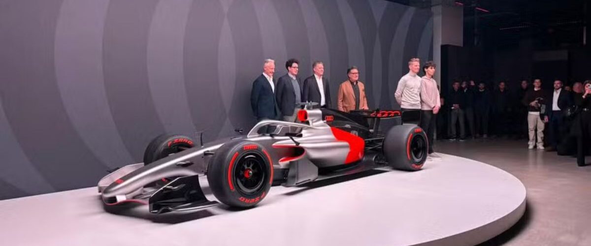 Fórmula 1: Gabriel Bortoleto apresenta carro da Audi para a F1 2026 em evento na Alemanha