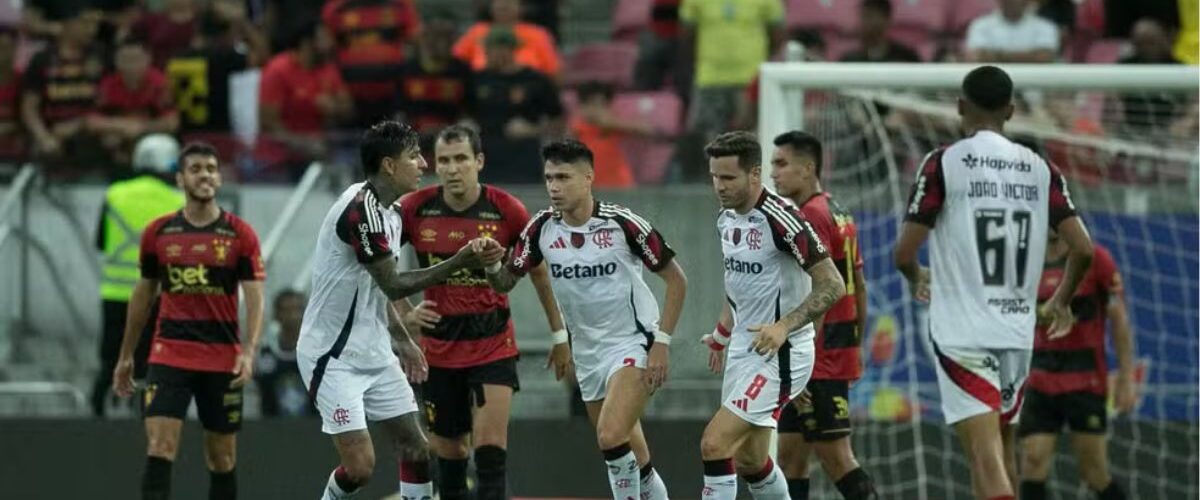 Flamengo goleia Sport e reassume temporariamente a liderança do Brasileirão