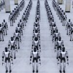 Negócios: China inicia entrega em massa de robôs humanoides para operar 24 horas em indústrias