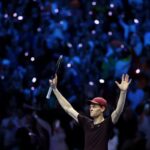 Tênis: Jannik Sinner derrota Carlos Alcaraz e conquista o ATP Finals 2025 pelo segundo ano consecutivo em Turim