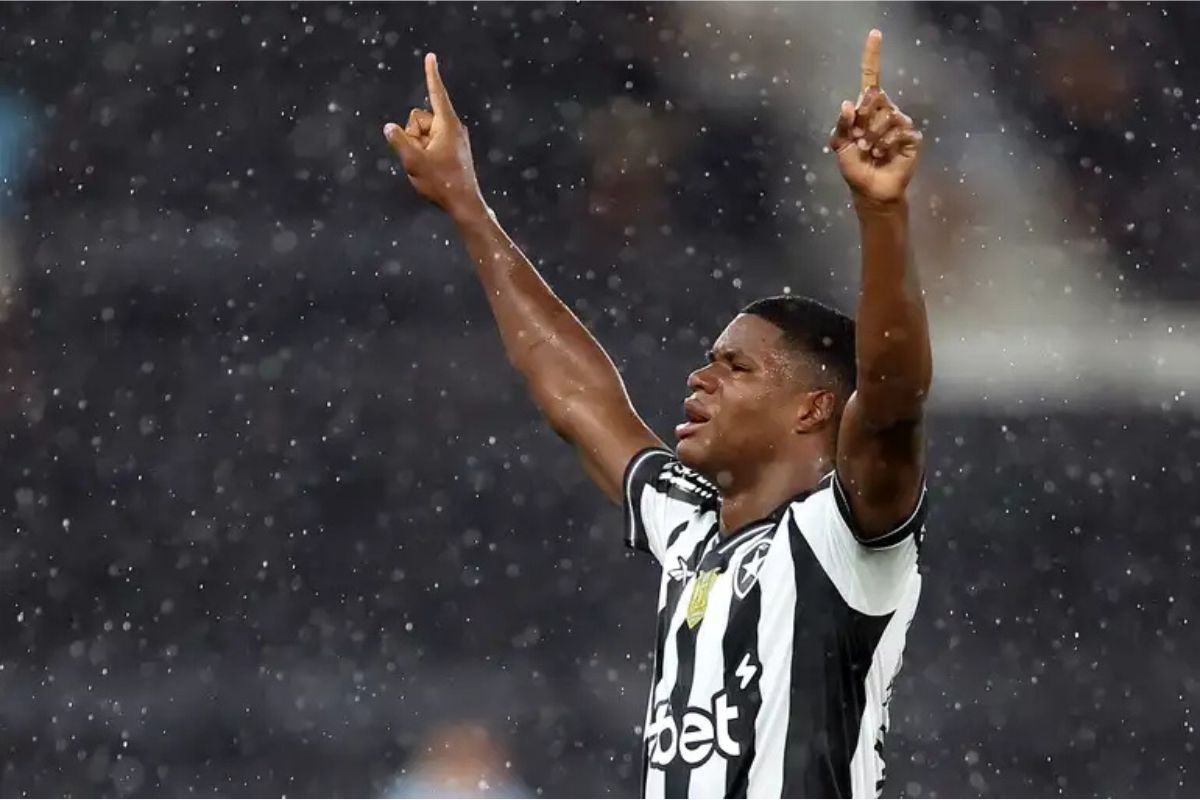 Futebol: José Kadir brilha e garante vitória do Botafogo sobre o Sport no Brasileirão