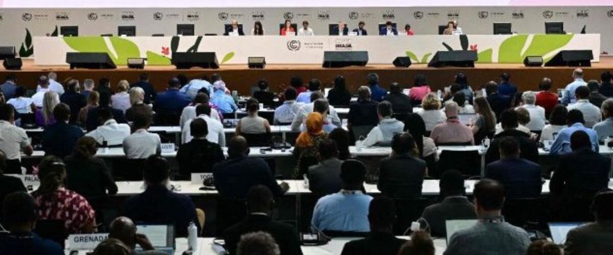 Meio Ambiente: COP30 fecha acordo climático sem mencionar combustíveis fósseis e amplia financiamento para nações pobres