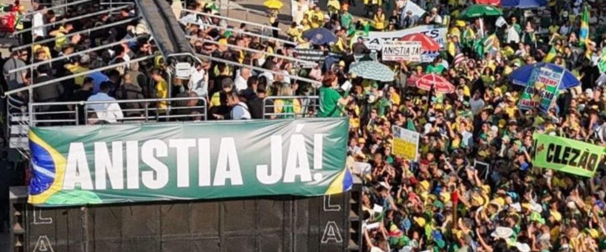 Política: Aliados de Bolsonaro articulam retomada da anistia após prisão do ex-presidente