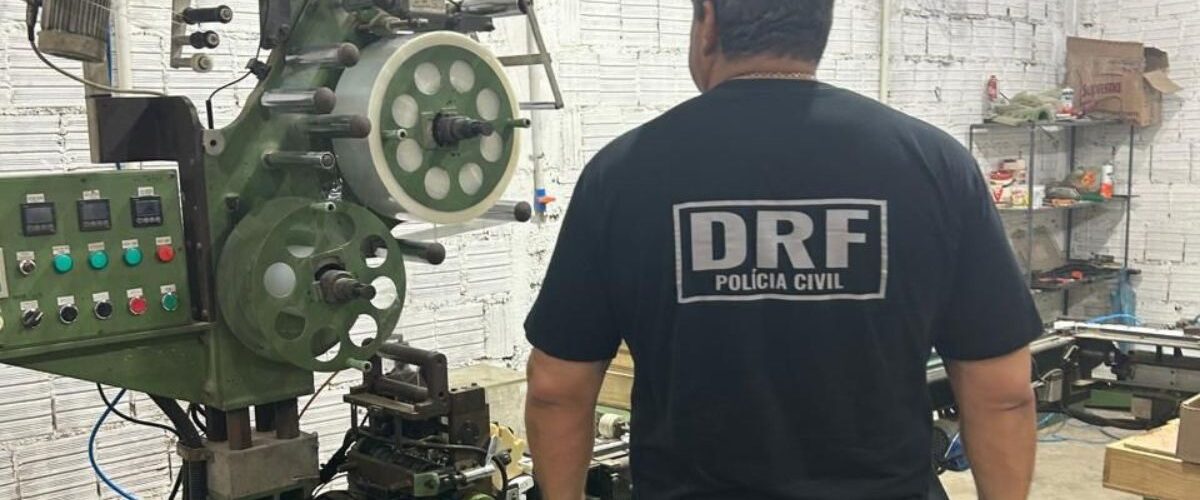 Polícia: Fábrica clandestina de cigarros é desarticulada pela PCCE em Tianguá; 10 estrangeiros são autuados