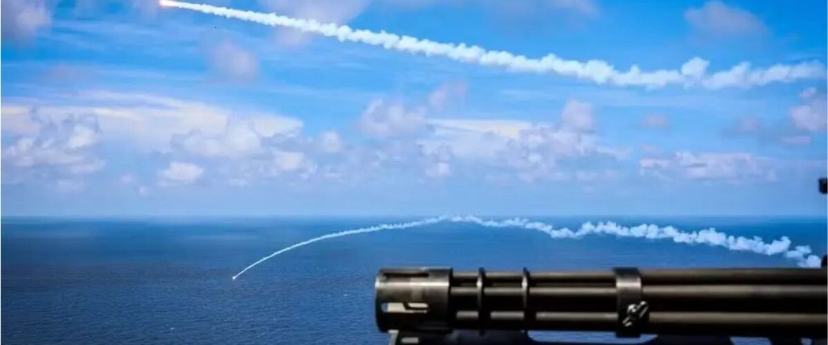 Tensão: EUA ampliam demonstrações militares no Caribe para pressionar regime de Maduro