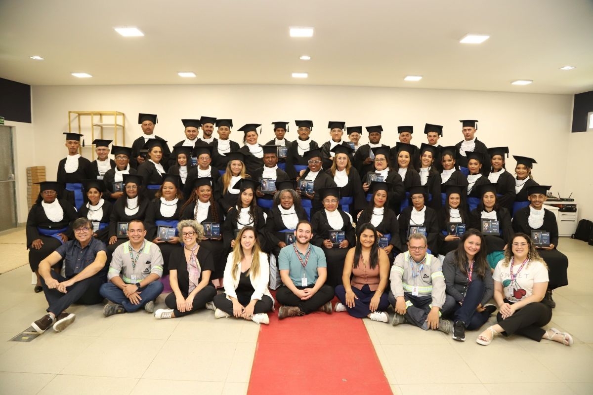 Educação: Catadores do Vale do Jaguaribe concluem o Ensino Fundamental com apoio da Cimento Apodi e SESI