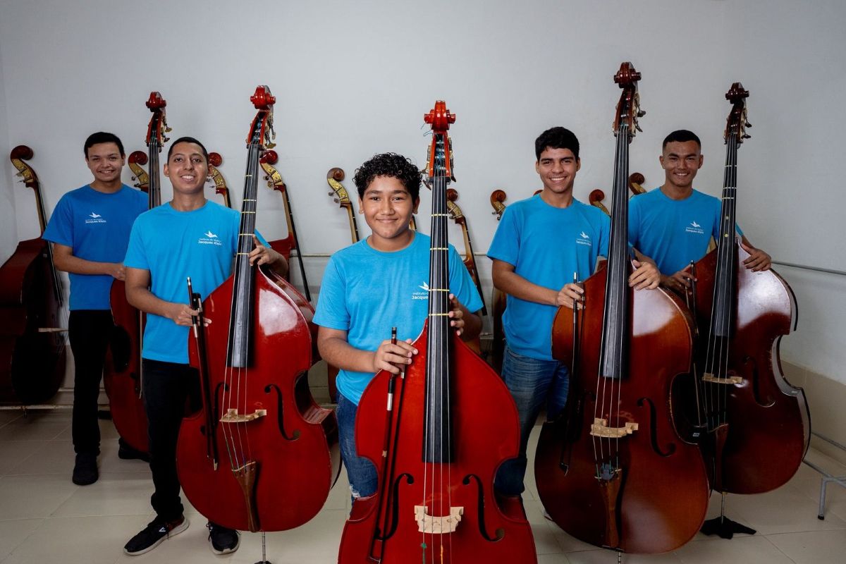 Solidariedade: Campanha “Mais que Música” incentiva doações para transformar vidas por meio da educação musical