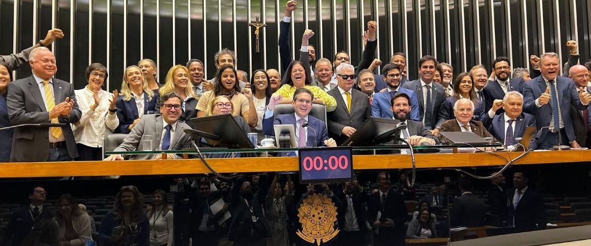 Política: Lula sanciona lei que torna permanente a Política Nacional de Incentivo ao Esporte