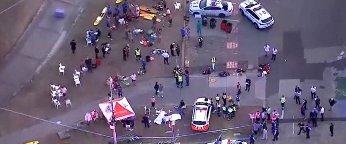 Ataque a tiros em praia da Austrália deixa 12 mortos durante festival judaico