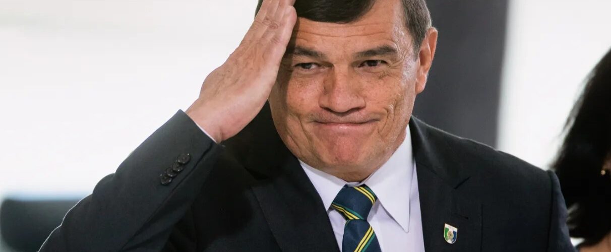 Justiça: Moraes autoriza ex-ministro da Defesa a trabalhar e ler na prisão para reduzir pena