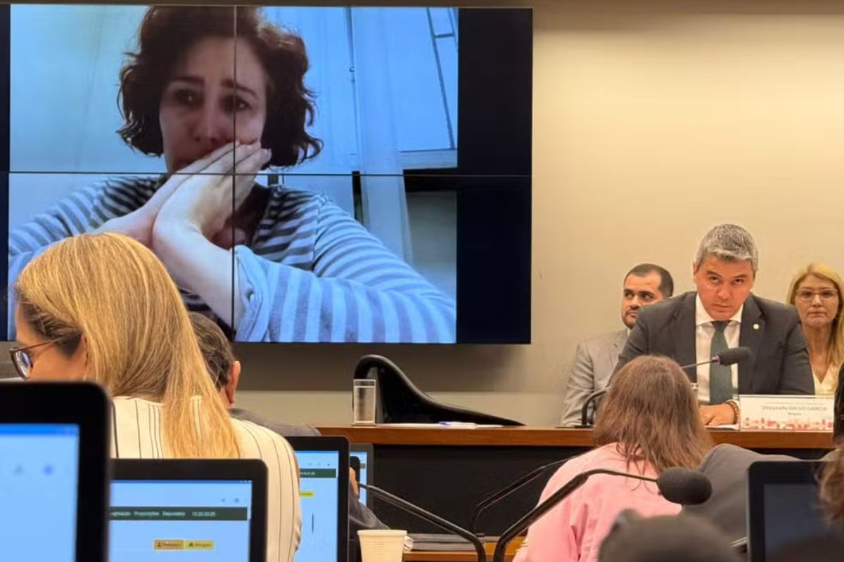 Política: CCJ da Câmara pode analisar hoje cassação da deputada Carla Zambelli