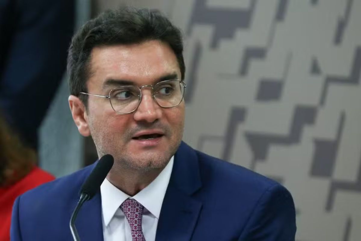 Política: Celso Sabino é expulso do União Brasil após descumprir ordem para deixar governo Lula