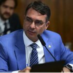 Política: Flávio Bolsonaro reafirma candidatura à Presidência em 2026 e diz que decisão é “irreversível”
