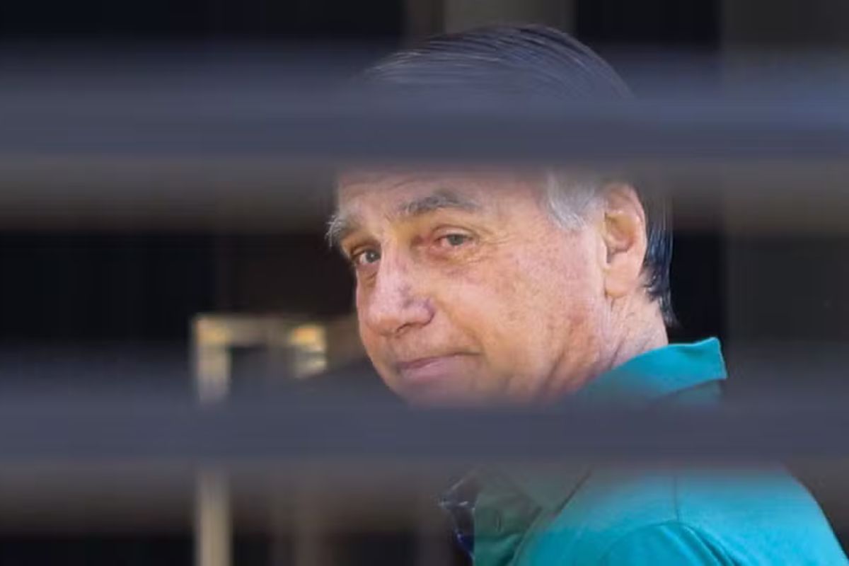 Justiça: Moraes autoriza exame de ultrassom em Bolsonaro após pedido da defesa