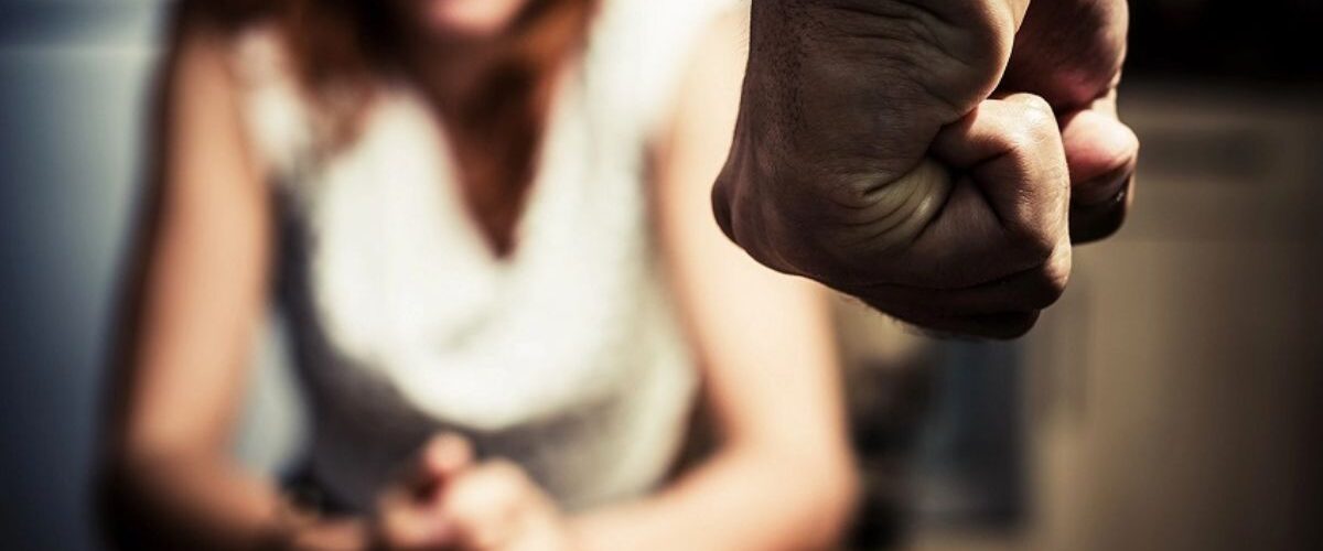 Opinião: Mulheres vítimas de violência doméstica têm vitória histórica no STF e garantem benefício por incapacidade do INSS