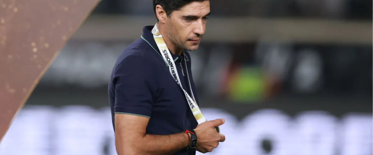 Futebol: Abel Ferreira coloca cargo à disposição após temporada sem títulos no Palmeiras