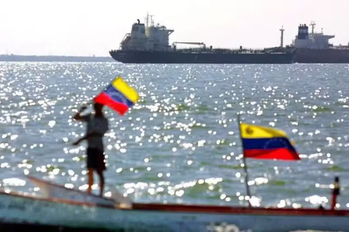 Internacional: Bloqueio petrolífero dos EUA pode agravar crise na Venezuela e gerar efeitos contrários para Washington