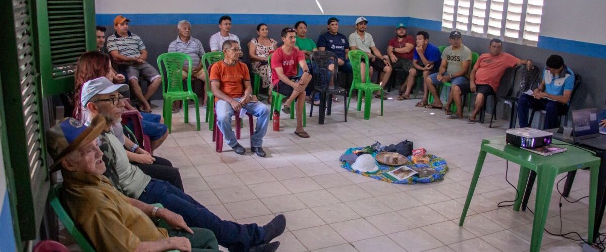 Meio Ambiente: Oficinas fortalecem trabalhadores da carnaúba em comunidades rurais de Granja, no entorno do Parque Estadual das Carnaúbas