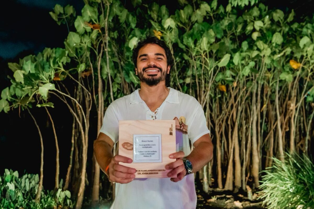 Destaque: Bosco Nunes recebe homenagem especial da CDL Jovem Fortaleza em noite de celebração no Colosso
