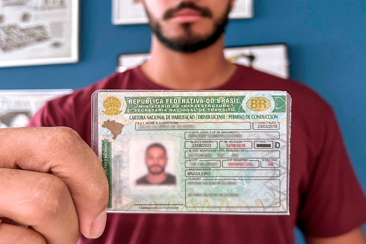 Habilitação: CNH do Brasil ultrapassa 1,6 milhão de pedidos em menos de 20 dias após lançamento