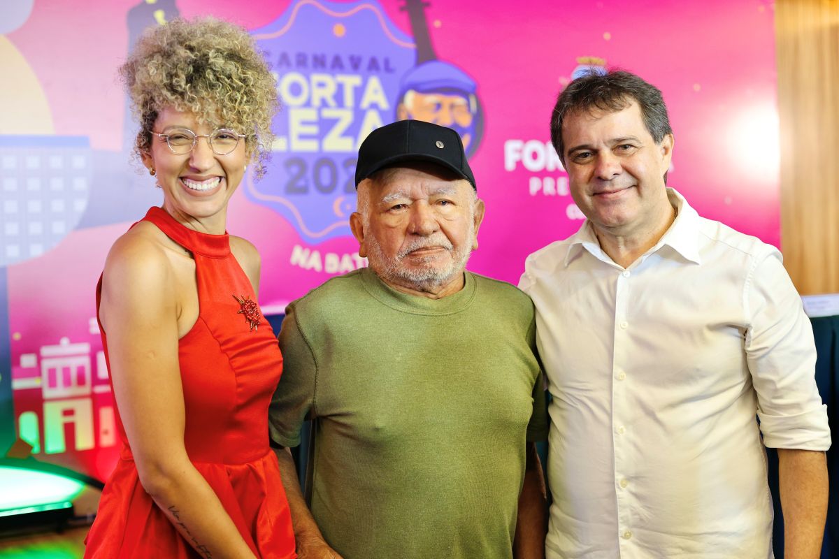 Folia: Carnaval 2026 em Fortaleza terá 25 palcos, atrações nacionais e homenagem a Macaúba do Bandolim