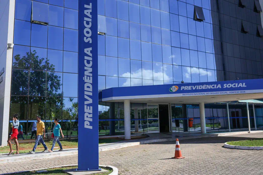 Prazo para reembolso do INSS é prorrogado até março: veja como solicitar
