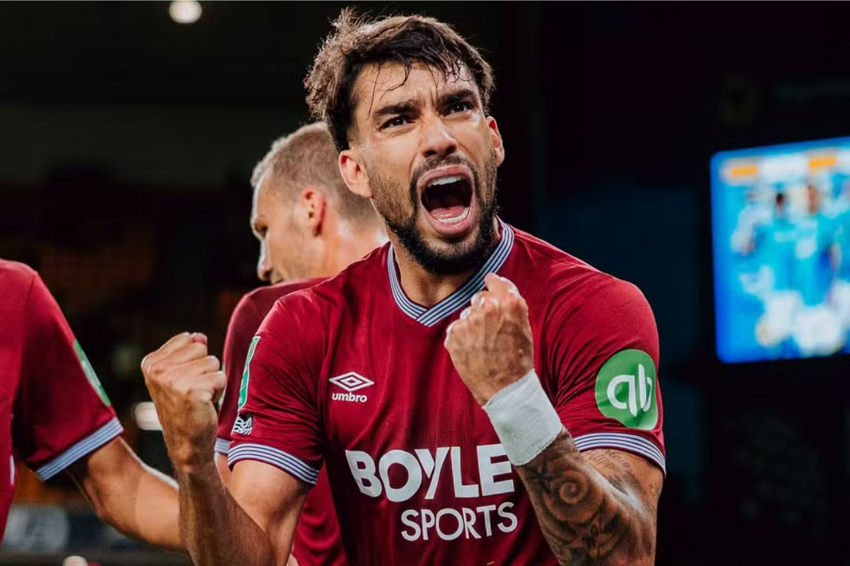 Futebol: Flamengo avança por Paquetá, e West Ham publica vídeo em tom de despedida