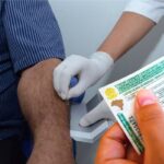 Exame toxicológico passa a ser exigido na primeira CNH: veja quais drogas dão positivo e como funciona a detecção