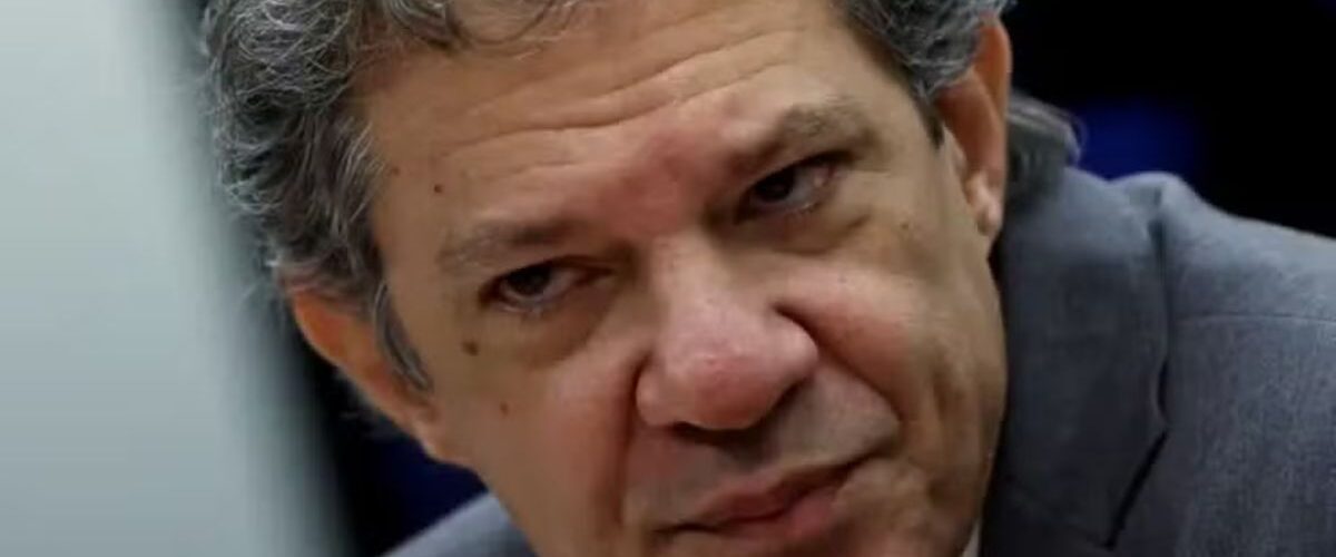 Economia: Após escândalo no Master, Haddad defende que Banco Central passe a fiscalizar fundos de investimento