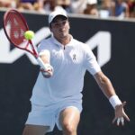 Tênis: João Fonseca perde para norte-americano nº 85 e é eliminado na estreia do Australian Open