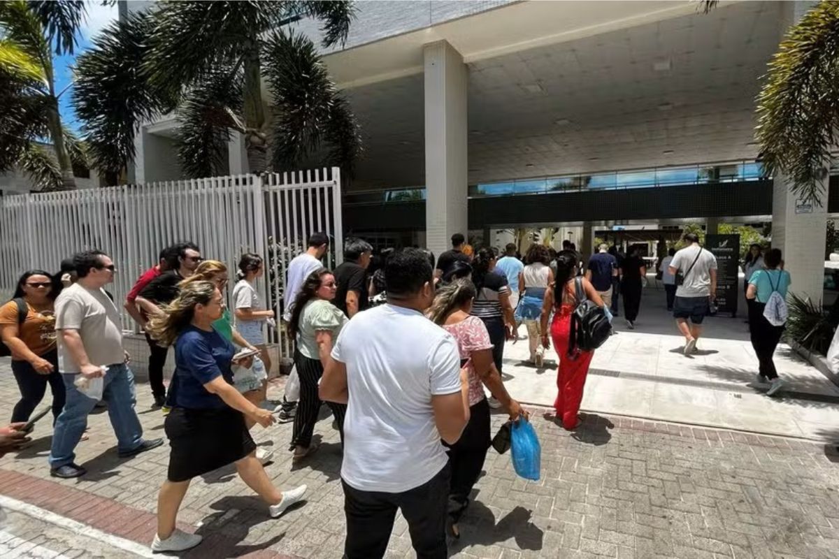 Concursos públicos em 2026: IBGE, Câmara e órgãos federais preveem mais de 230 mil vagas e salários de até R$ 30 mil