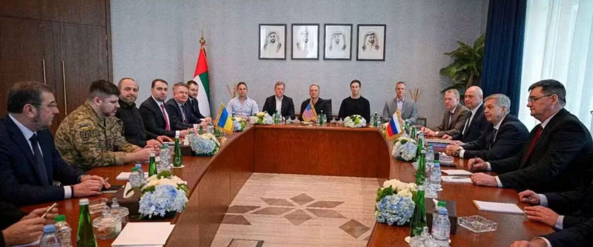 Mundo: Negociação entre EUA, Ucrânia e Rússia termina sem acordo e nova rodada deve ocorrer em Abu Dhabi