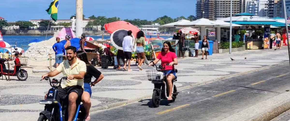 Registro, placa e CNH: novas regras para ciclomotores entram em vigor em 2026