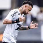 Futebol: Neymar renova com o Santos até 2026 após ano de superação e mira novos sonhos