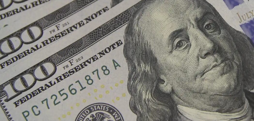 Economia: Dólar cai para R$ 5,19 e atinge menor valor em quase dois anos