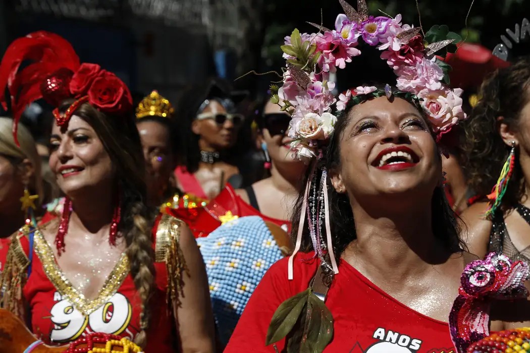 Folia: Carnaval oficial de rua do Rio começa no próximo fim de semana e deve reunir 6 milhões de foliões