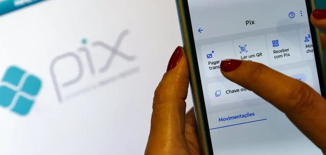 Economia: Receita Federal volta a negar taxação do Pix e alerta para golpes nas redes sociais