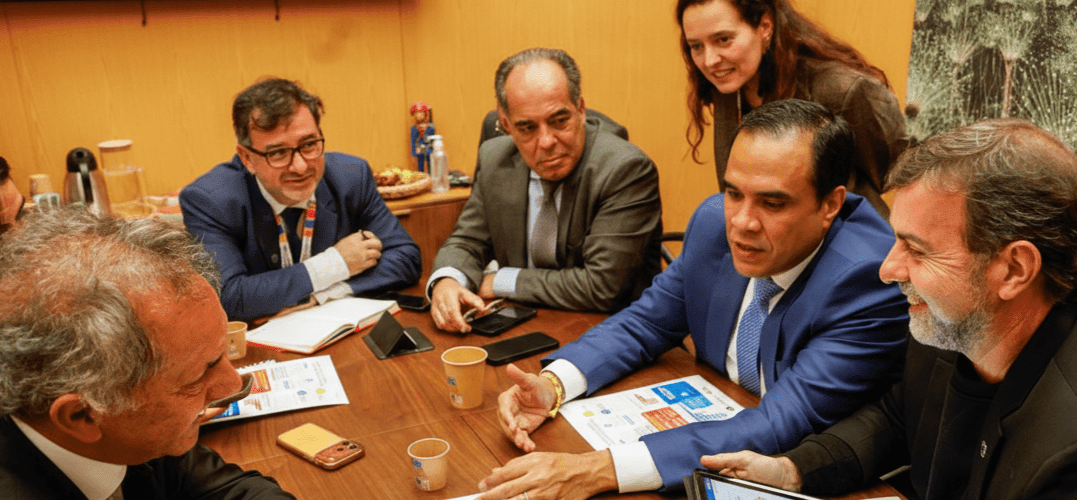 Turismo: Brasil fortalece turismo sul-americano na FITUR com parcerias estratégicas com Argentina e Chile