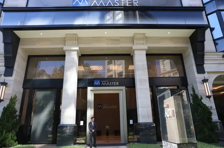 Política: Senado instala comissão para apurar suspeitas de fraudes bilionárias no Banco Master