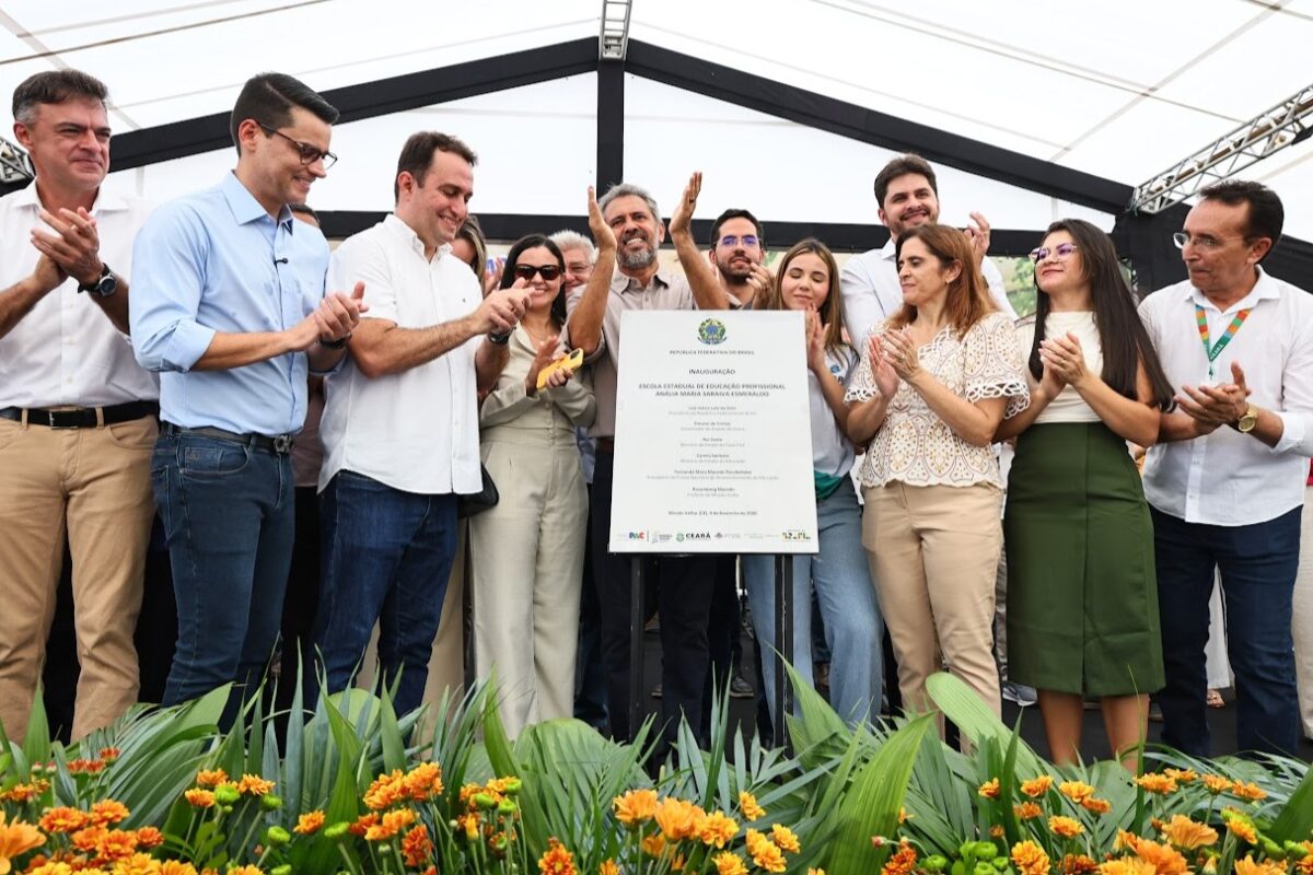 Política: Elmano anuncia Cid Gomes e Camilo Santana como coordenadores de campanha à reeleição