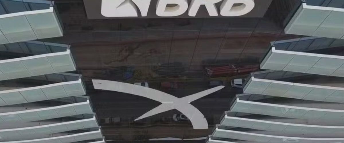 Economia: Clientes relatam dívidas indevidas registradas pelo BRB no Banco Central