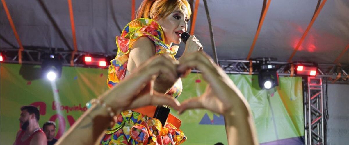 Show: Vitória Fernandez exalta música cearense no Carnaval