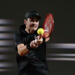 Tênis: João Fonseca sofre virada, perde para peruano e se despede da chave de simples do Rio Open