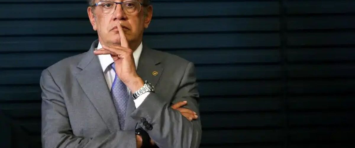 Justiça: Gilmar suspende quebra de sigilos