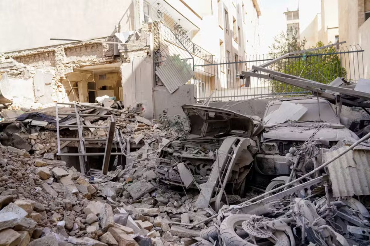 Conflito: EUA e Israel atacam Irã e deixam 201 mortos