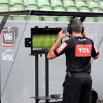 Regras: VAR ampliado e cronômetro no futebol