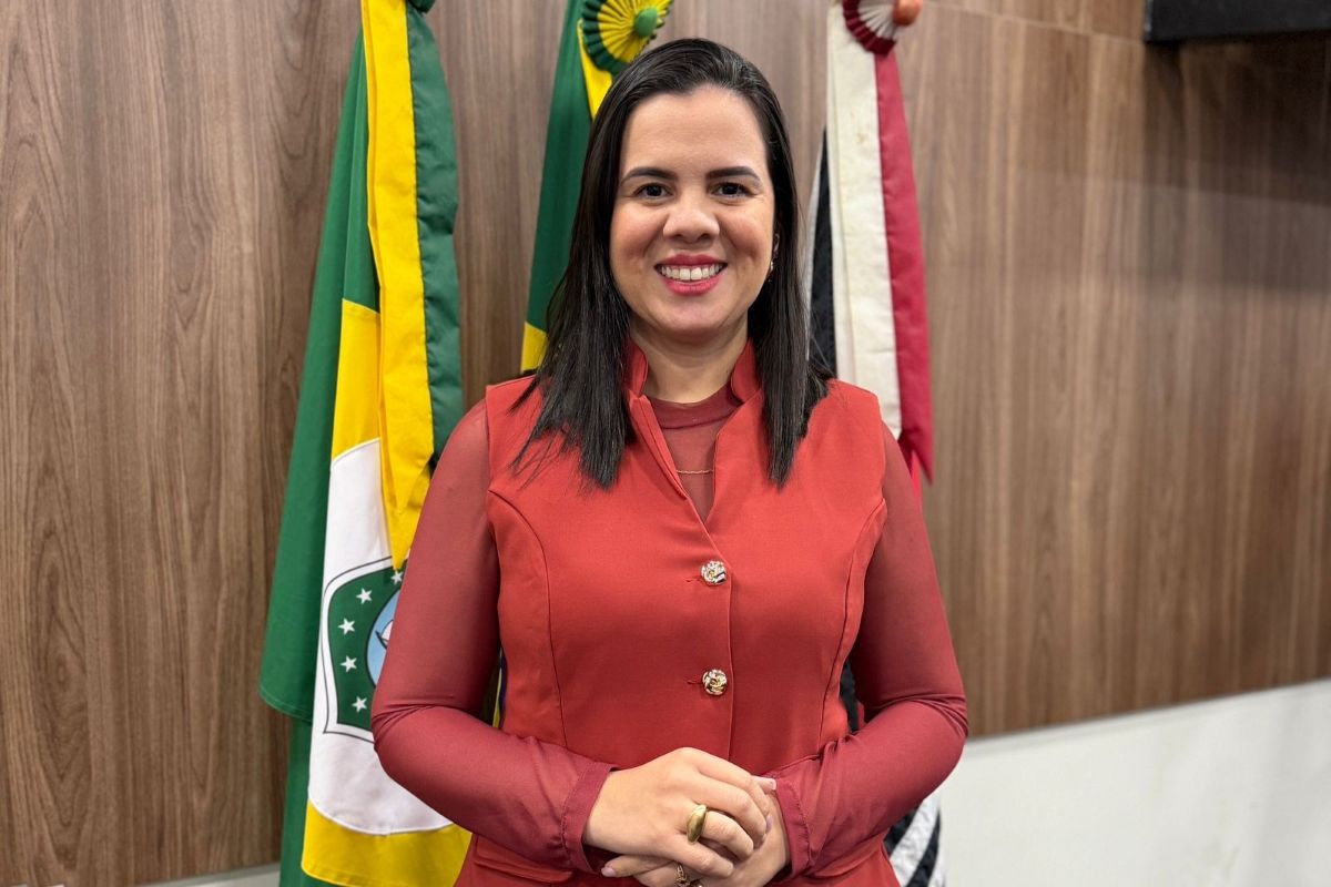Política: Nayana Gondim assume liderança do governo em Caucaia e defende união entre os Poderes